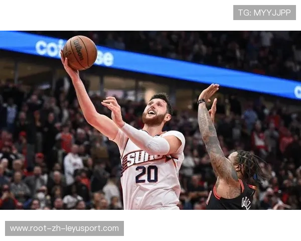 太阳止跌反弹!布克领航终结12连败重燃希望 太阳止跌反弹!布克领航终结12连败重燃希望